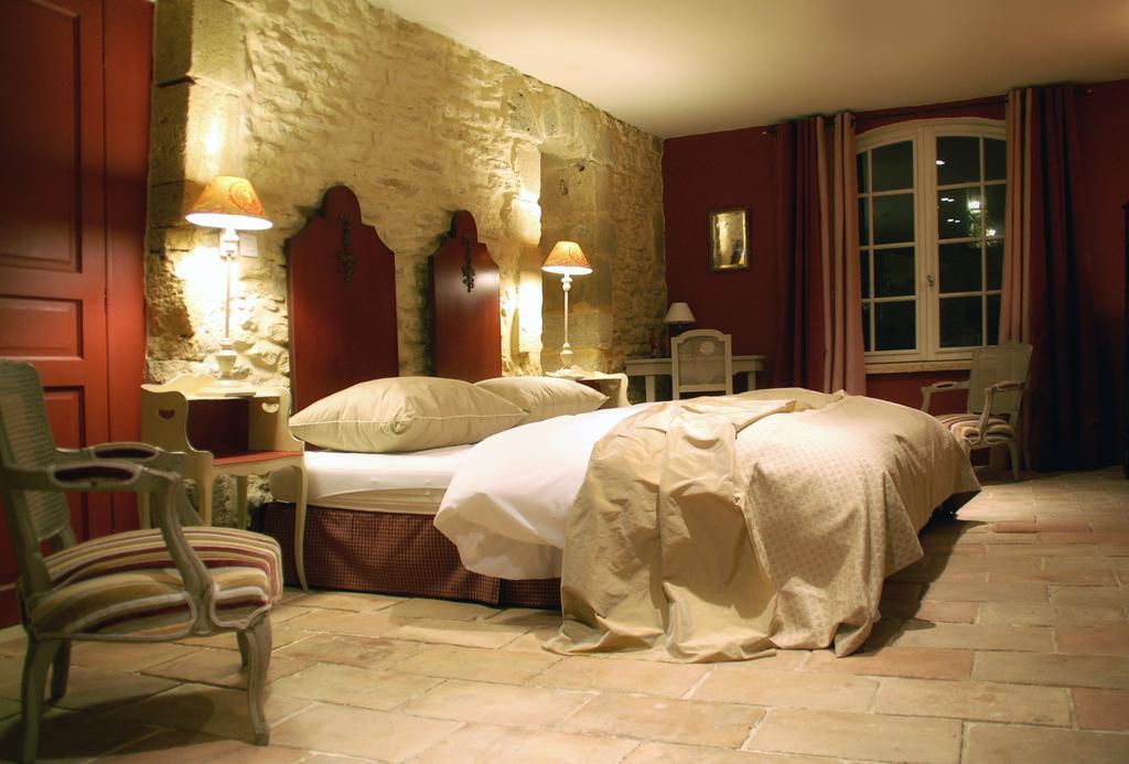 Domaine Des Escaunes Sernhac Room photo